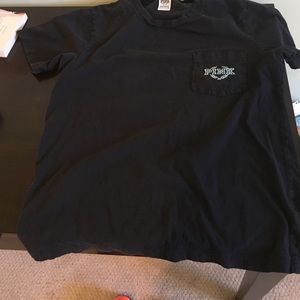 Size medium pink shirt