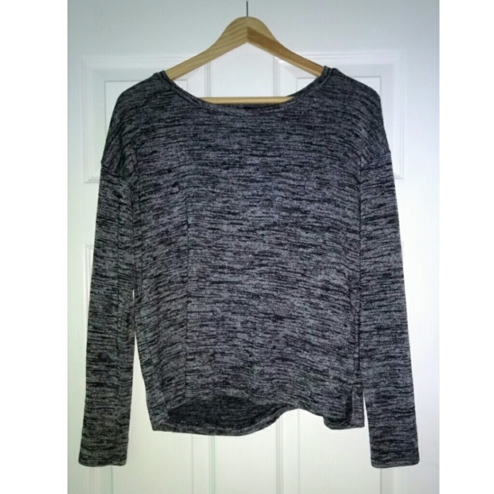 thin knit sweater