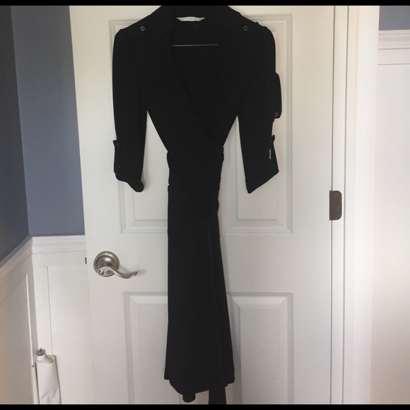 Diane von Furstenberg Dresses & Skirts - DVF black wrap dress,