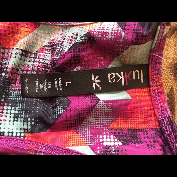 Racer back workout tank like new! - Picture 3 of 3