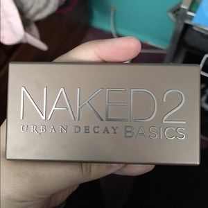 Naked 2 Basics Palette
