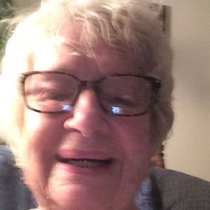 Meet your Posher, Monica