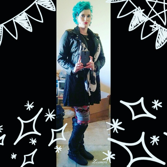 Meet your Posher, Linzy - Picture 4 of 8