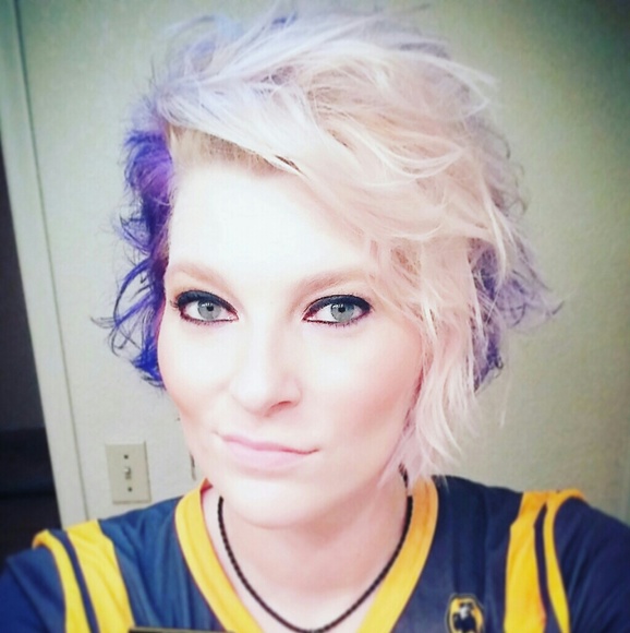 Meet your Posher, Linzy - Picture 8 of 8