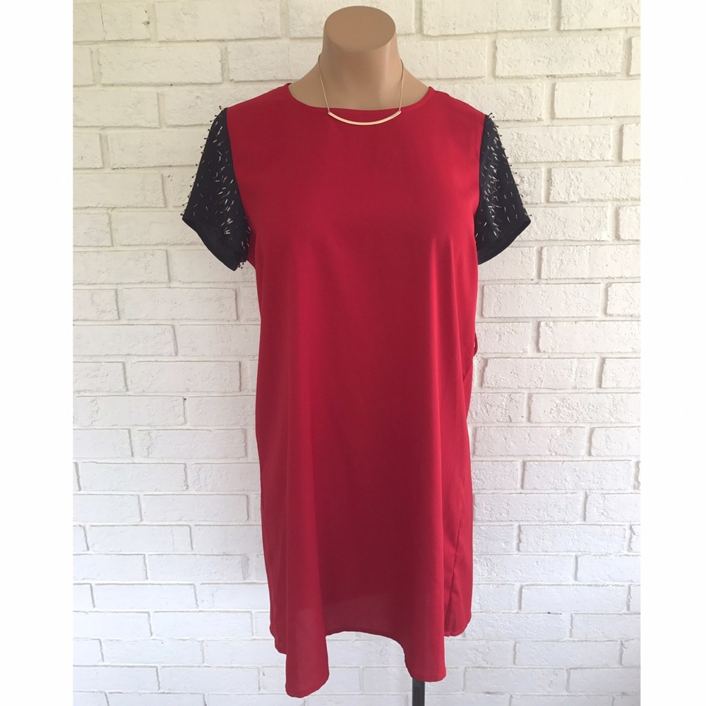 ⭐️⚡️SALE⚡️Red and black beaded shift dress