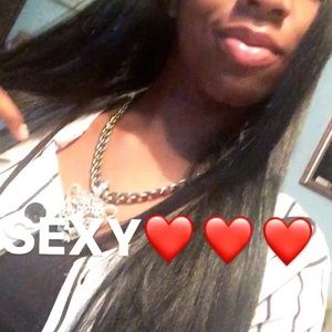 Meet your Posher, Whitney