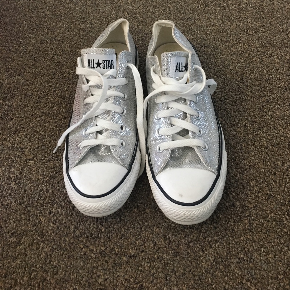 Silver sparkle converse size 8!