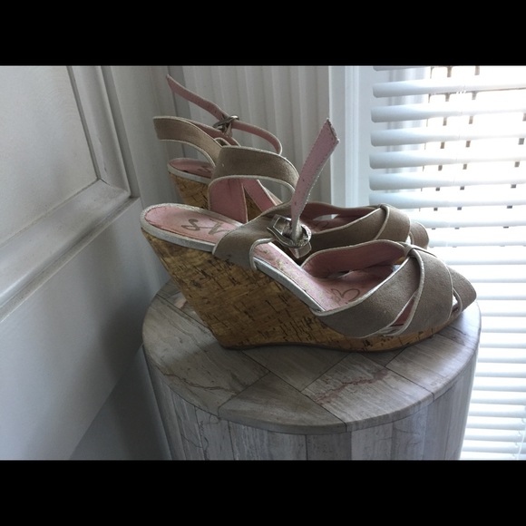 Tan suede by sheen cork wedges. - Picture 2 of 3