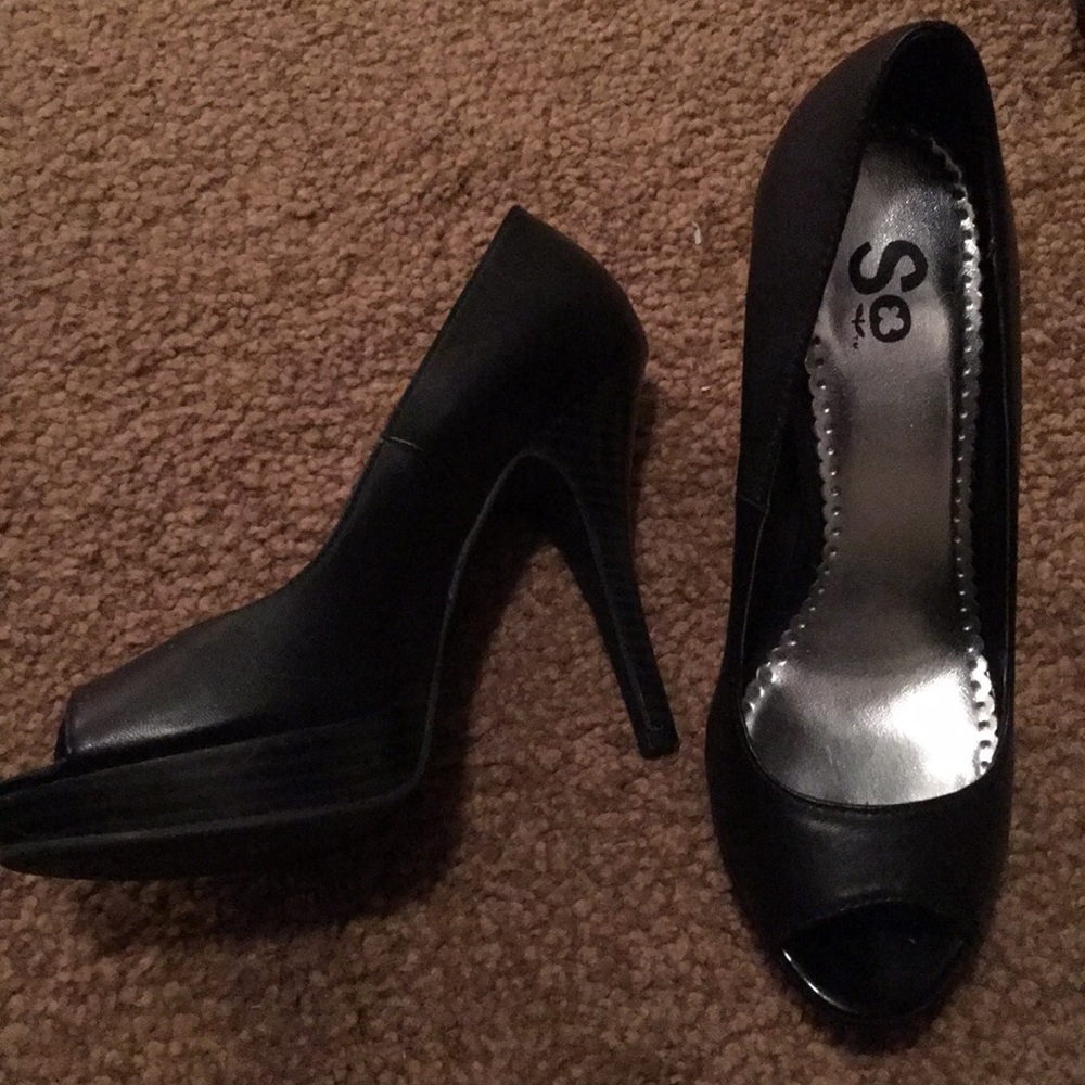 Black heels