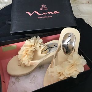 Nina flowerette Wedge sandals.