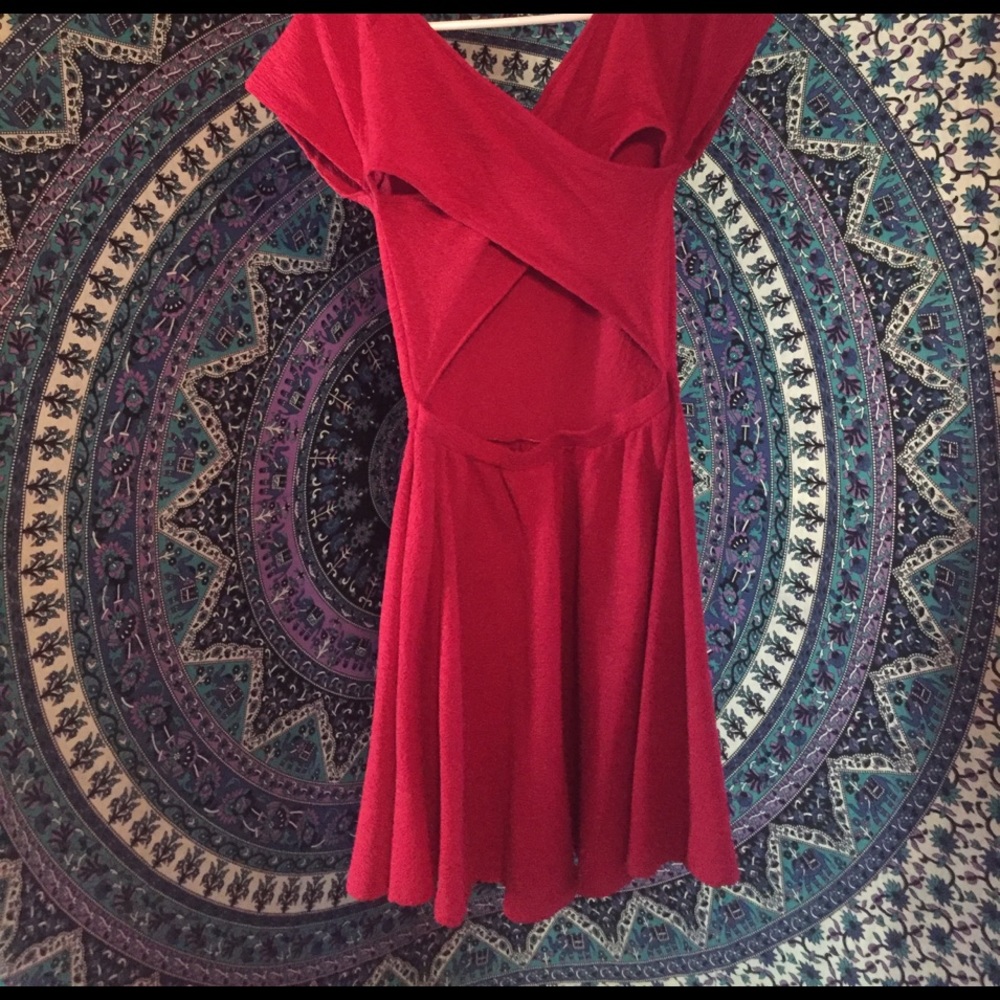 Red Dress - Picture 2 of 3
