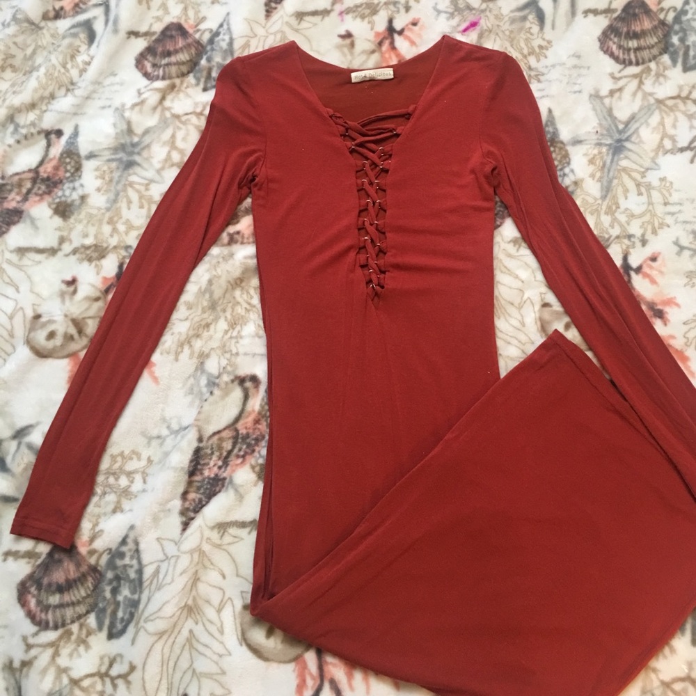 Midi dress with front opening