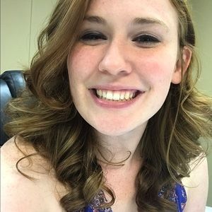 Meet your Posher, Kelsie