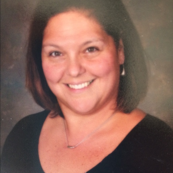 Meet your Posher, Michelle - Picture 1 of 1