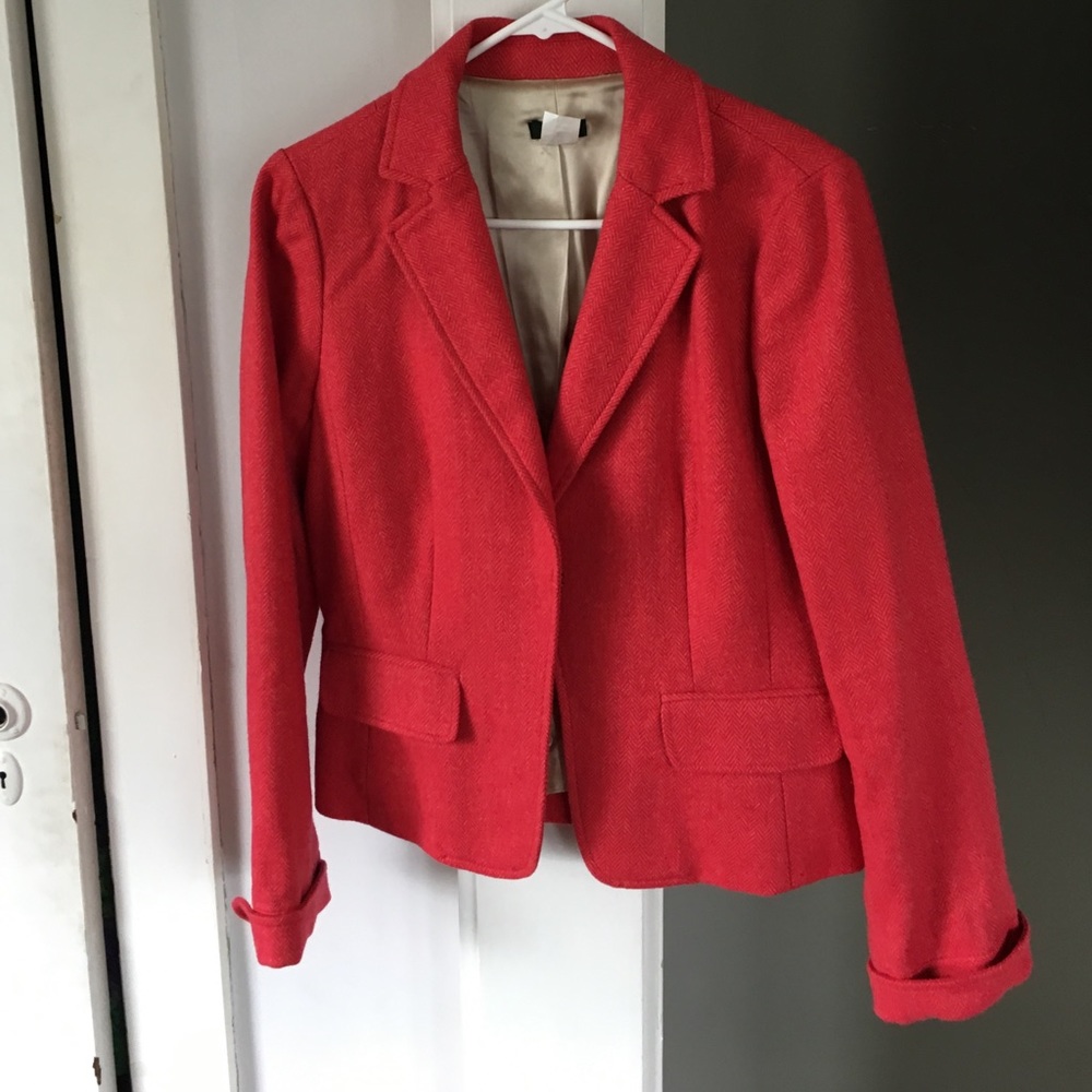 Lovely vibrant coral blazer