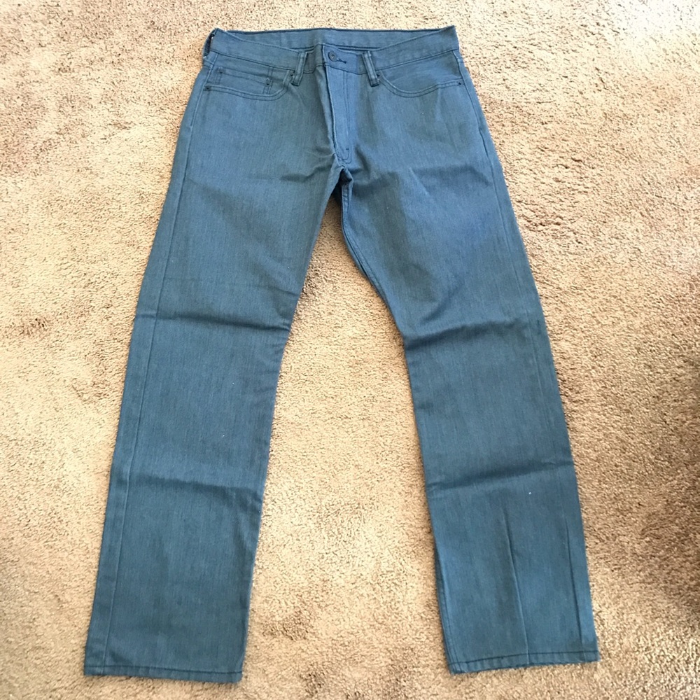 Levi's 514 Indigo linen texture denim