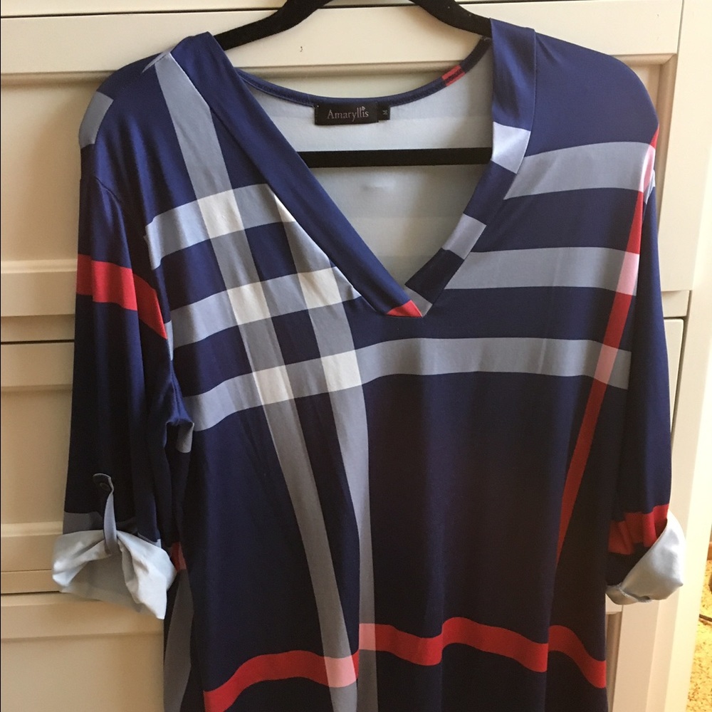Blue plaid rolled sleeve V-neck tunic, size M.