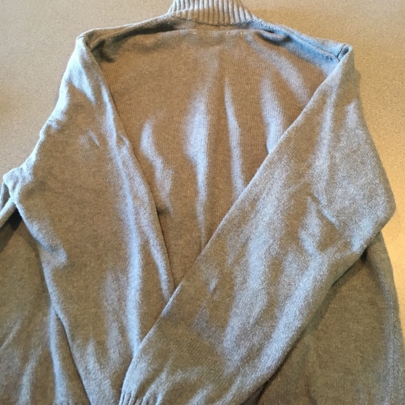 Men's gray wool Polo by Ralph Lauren pullover. - Picture 4 of 4
