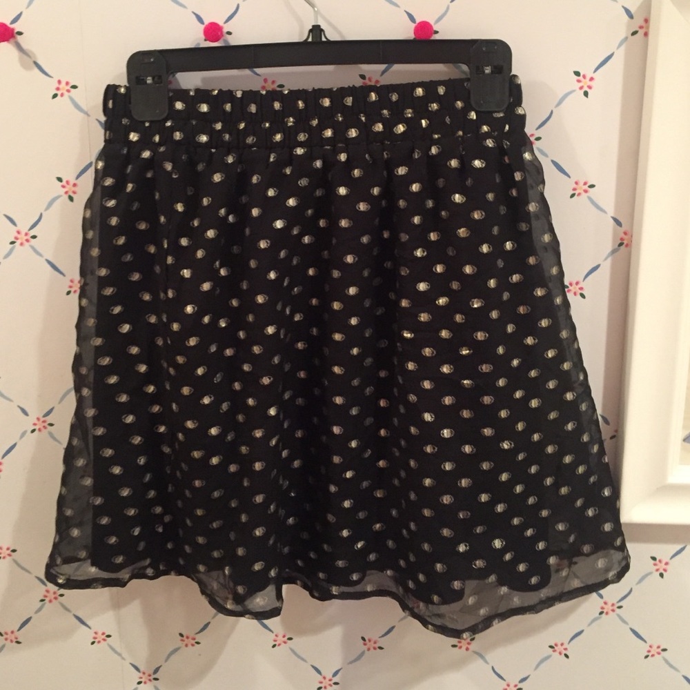 Flowy black with distressed gold polka dots!