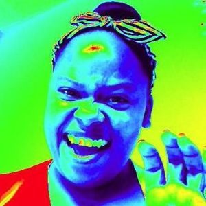 Meet your Posher, Dinisha