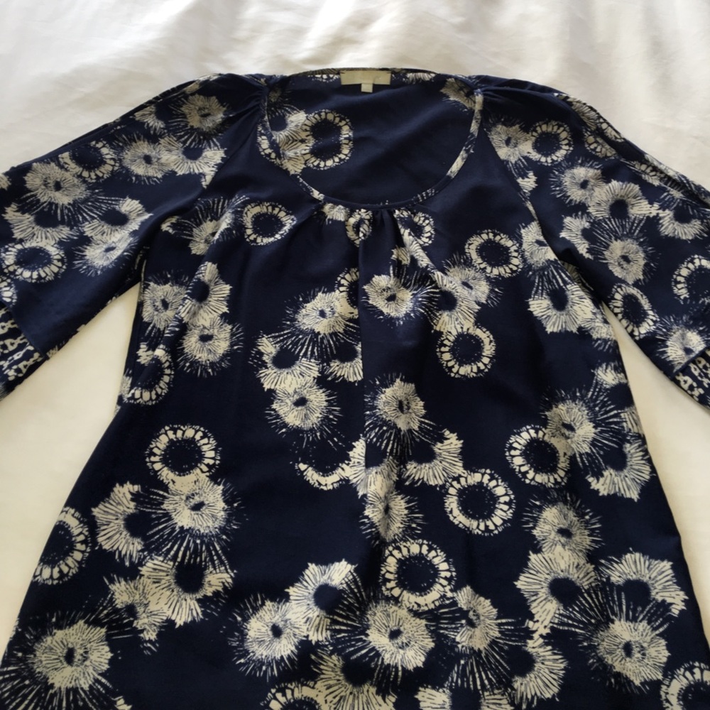 NWOT open shoulder dress - Picture 2 of 4