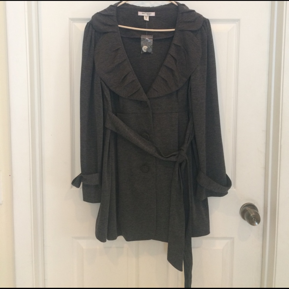 Gray Pleated Jacket with Tie