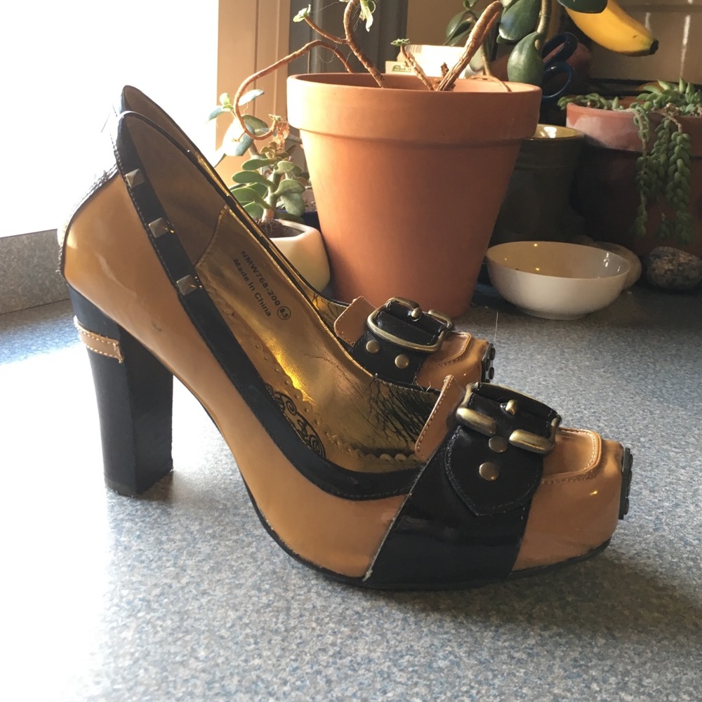 Naughty Monkey Chunky Heel