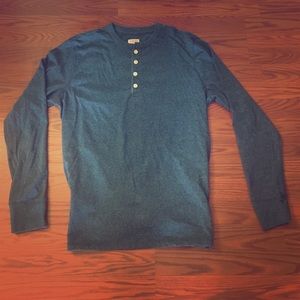 Long sleeve tee