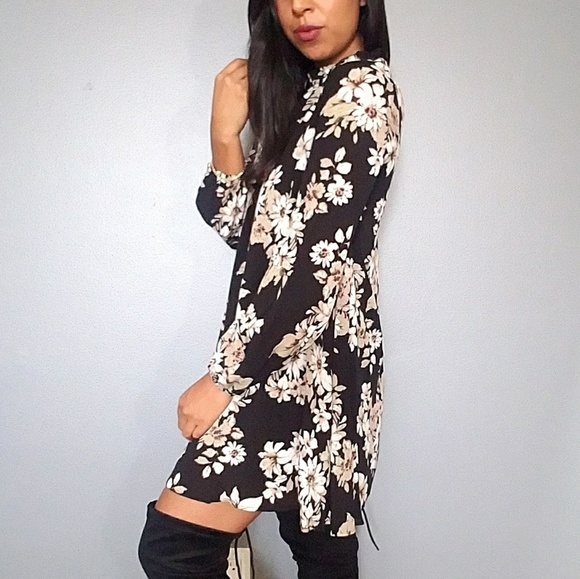 DELICATE BLACK WHITE FLORAL SHIFT DRESS - Picture 2 of 8