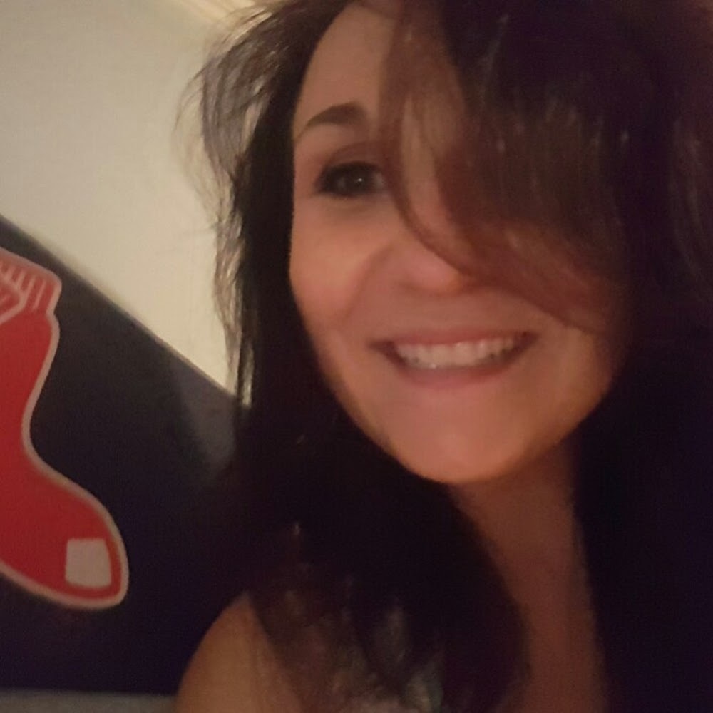 Meet your Posher, Chrystal