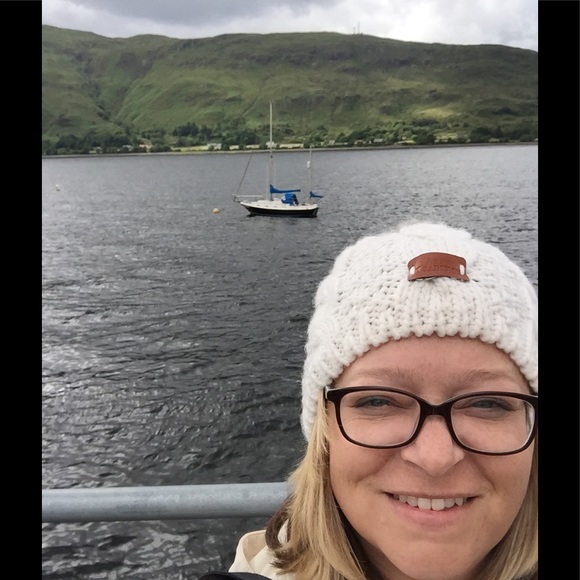 Meet your Posher - Picture 2 of 3