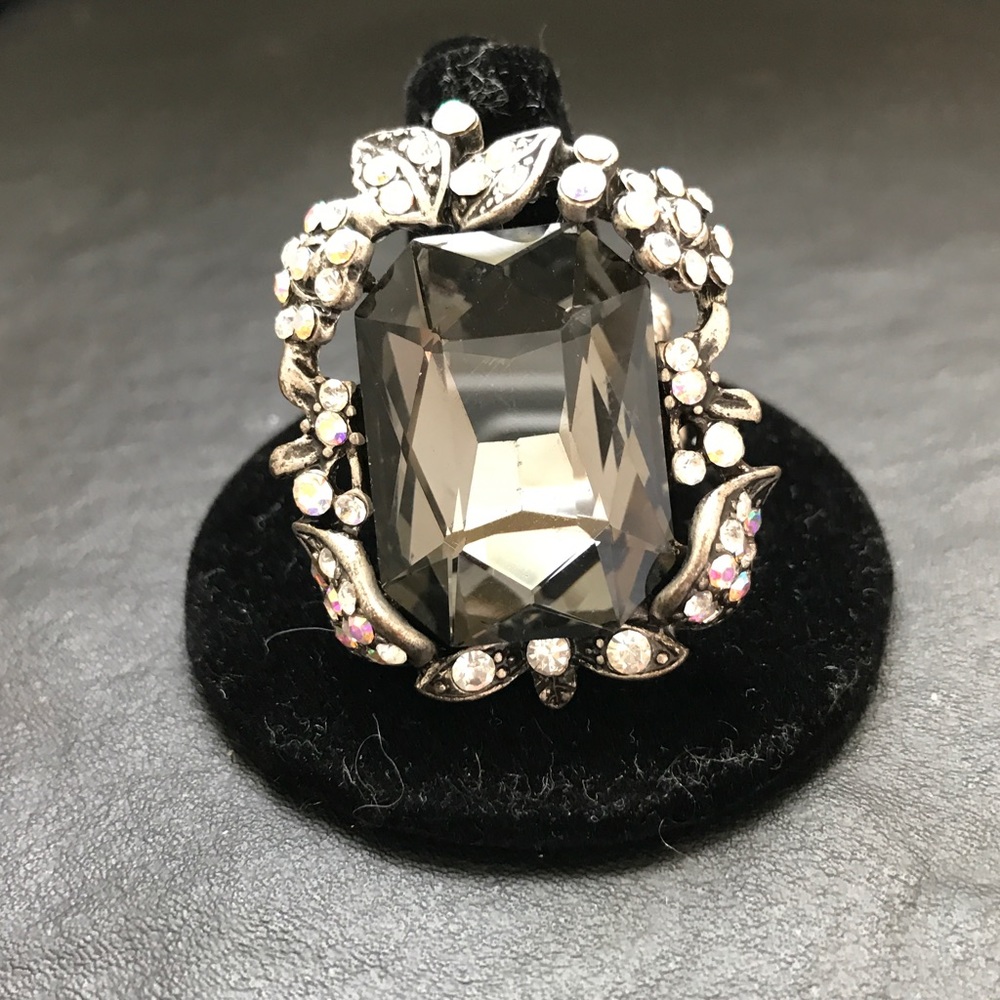 Beautiful Brown Topaz color stone Stretch Ring
