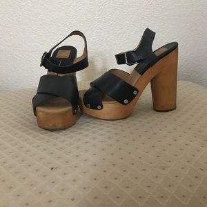 Ankle strap platform sandals
