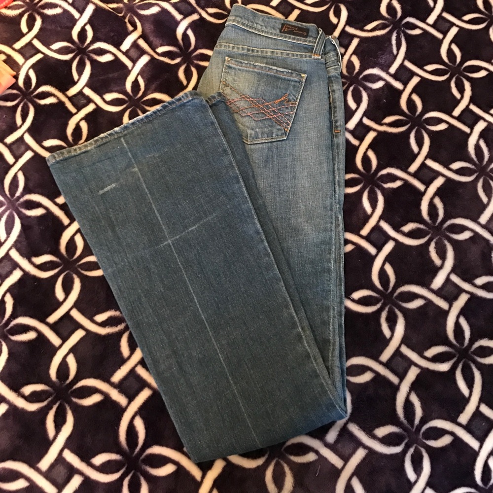 Citizens Naomi low waist flare. Size 25