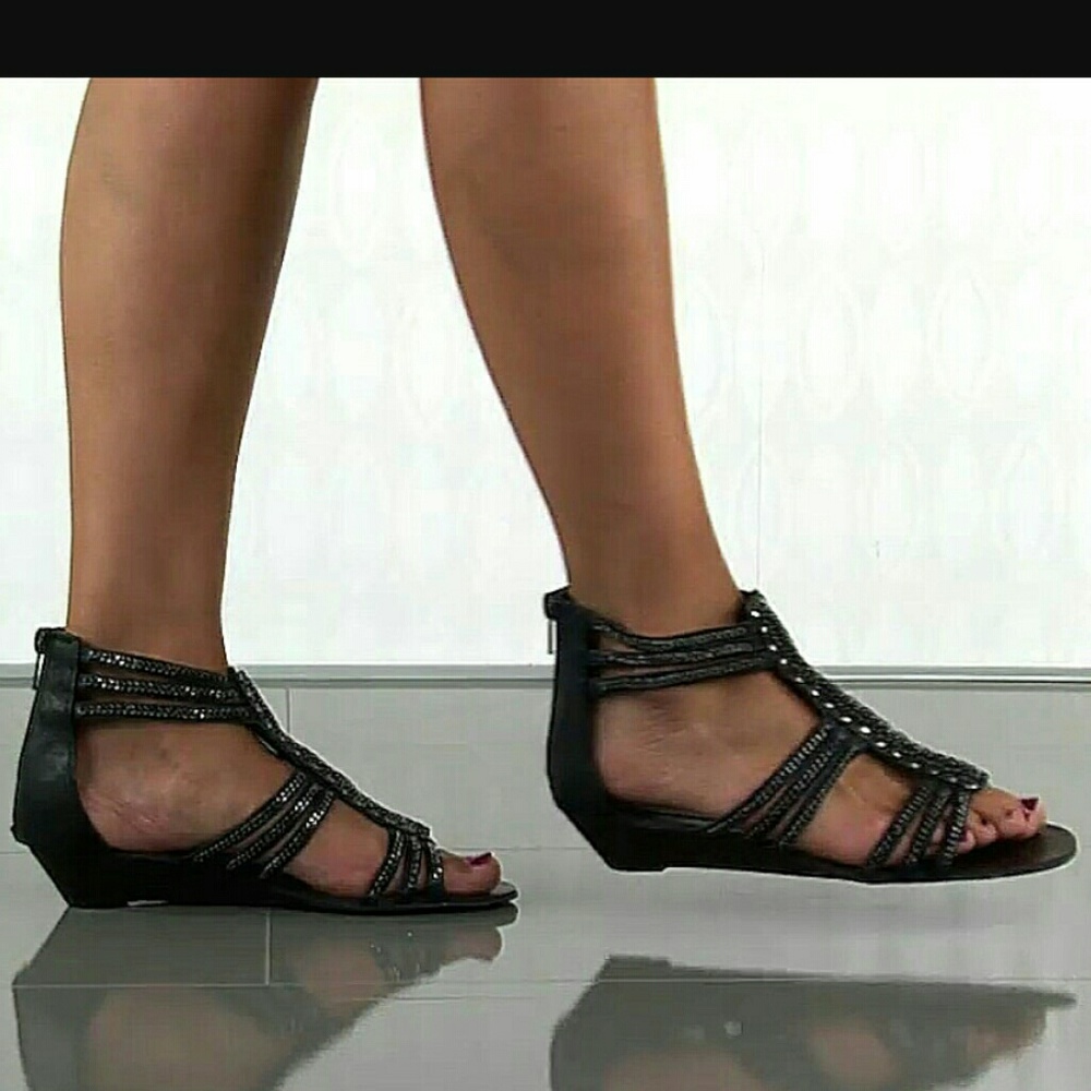 Steve Madden Cabezza Gladiator Sandal in Black 6