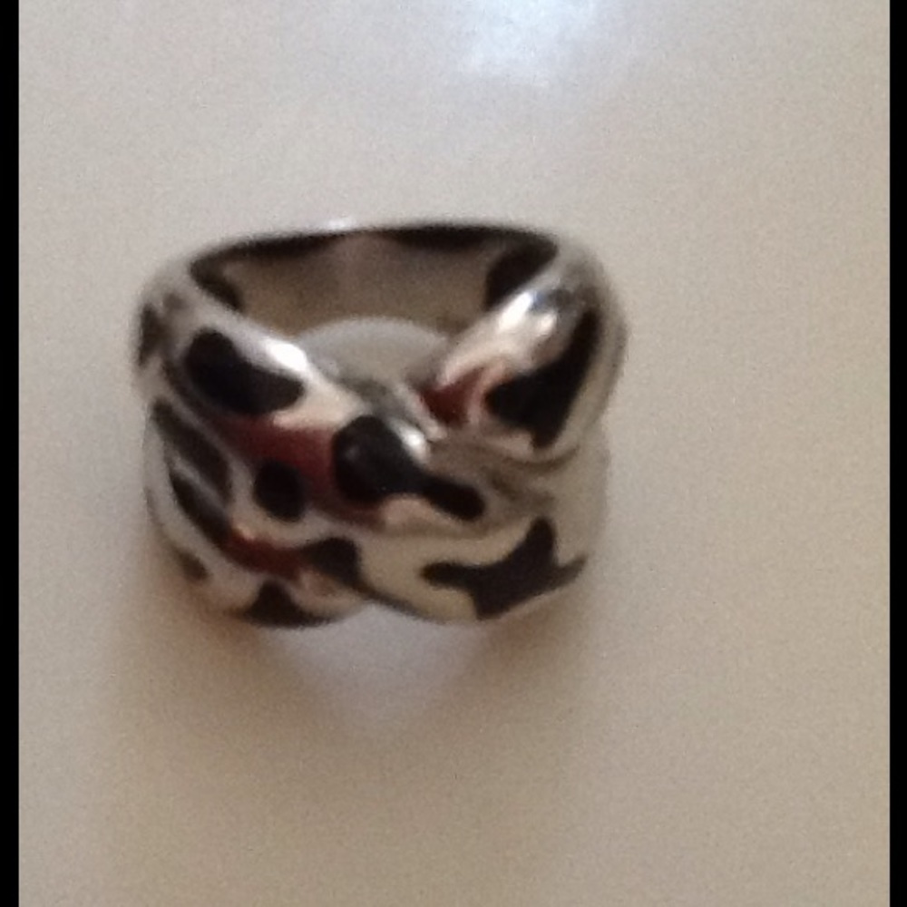 Size 8 Statement Sterling Silver Ring - image 2