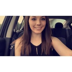 Meet your Posher, Caitlin