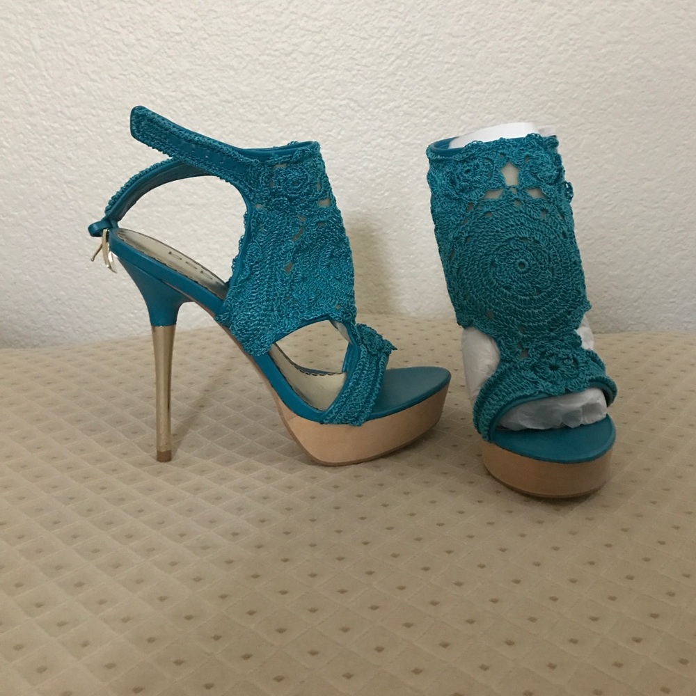 Bebe heels