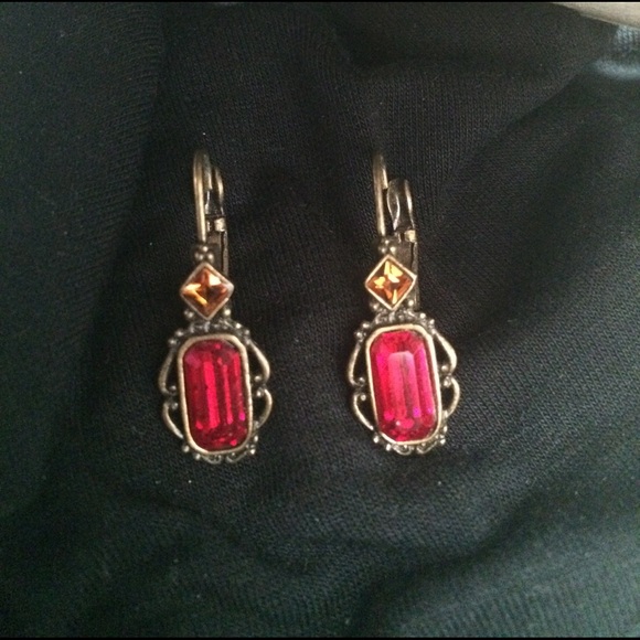 1928 brand lever back earrings w/ red stone - Picture 1 of 3