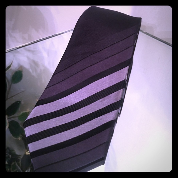 Alfani Other - Men's Alfani 100% silk black gray striped tie