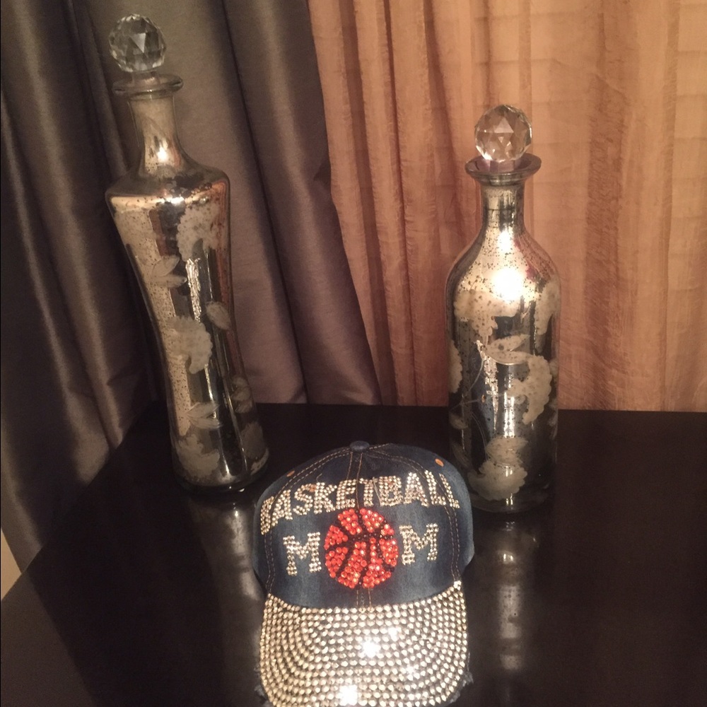 Baseball Cap with Rhinestones - Sport Fan