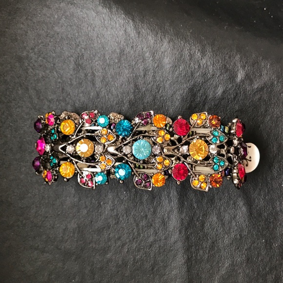 Beautiful Multi-Colored Stretch Bracelet - Picture 2 of 3