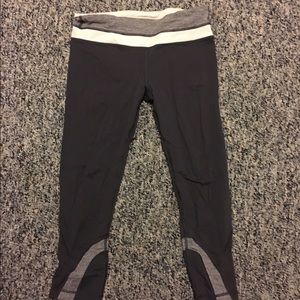 Lululemon crop pants