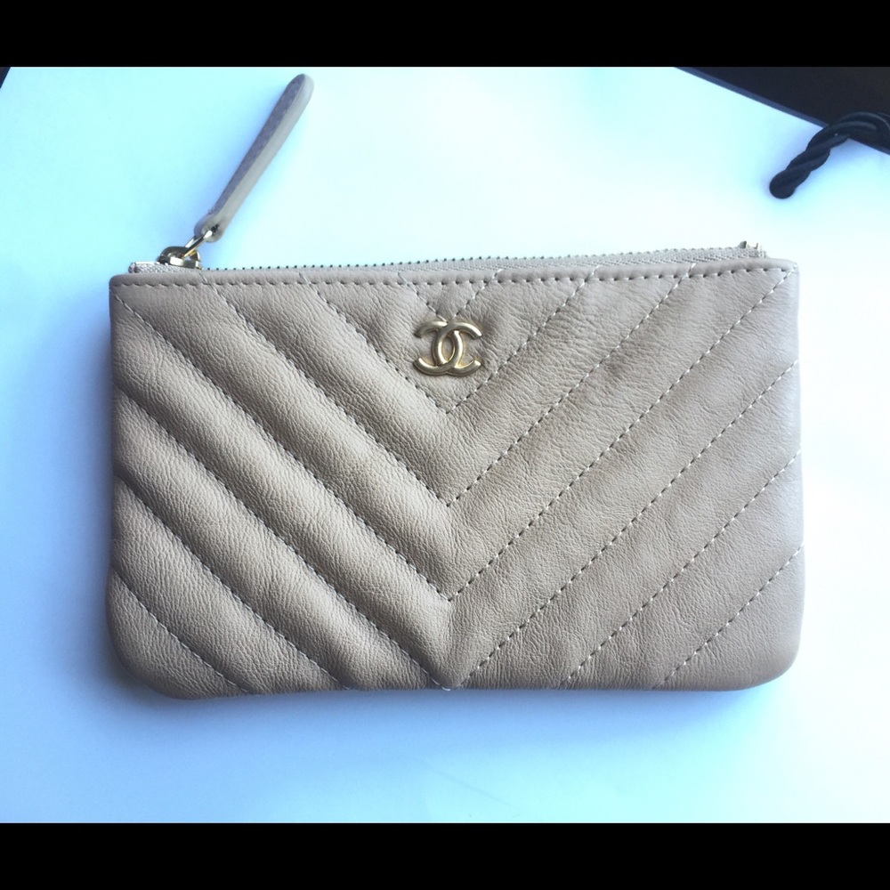 ❣SOLD❣ 17C CHANEL CHEVRON MINI OCASE POUCH