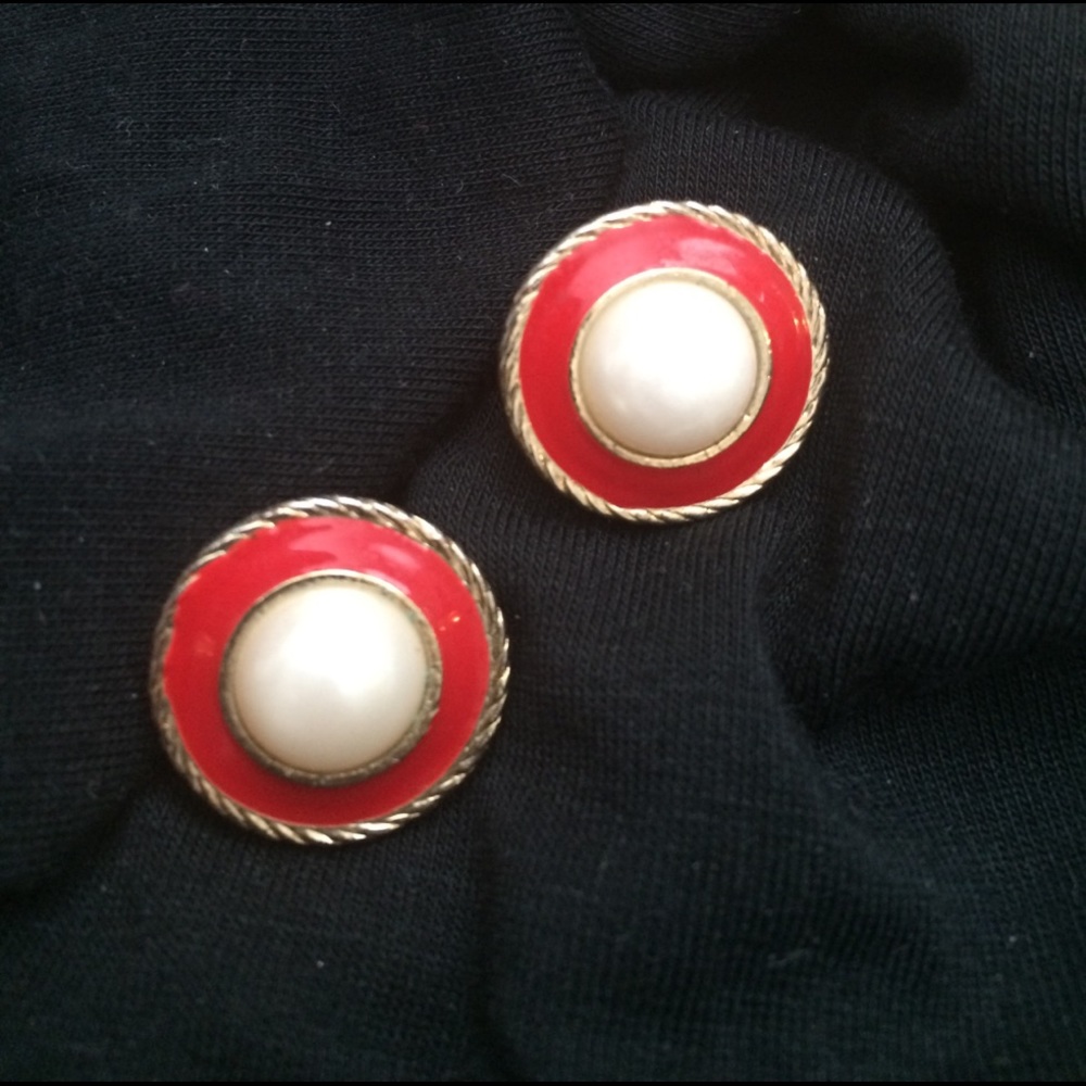 Vintage red and pearl earrings