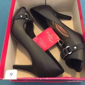 Women's Heels-For the office/business casual