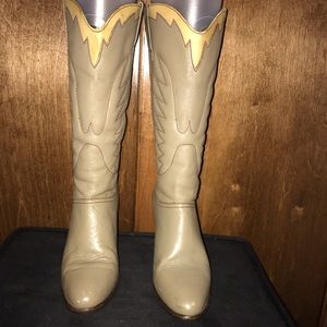 Vintage women Cowboy boots- size 5 1/2