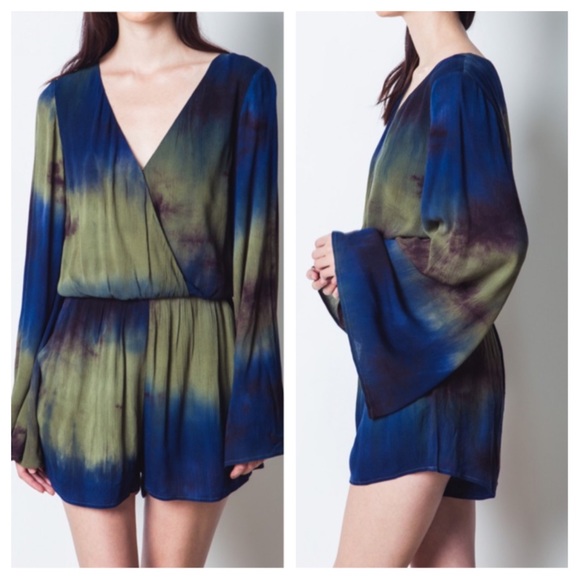 SALE* LAST1// New Bell Sleeve Romper - Picture 3 of 5