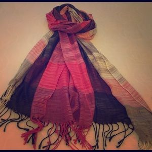 Pink and gray pashmina scarf