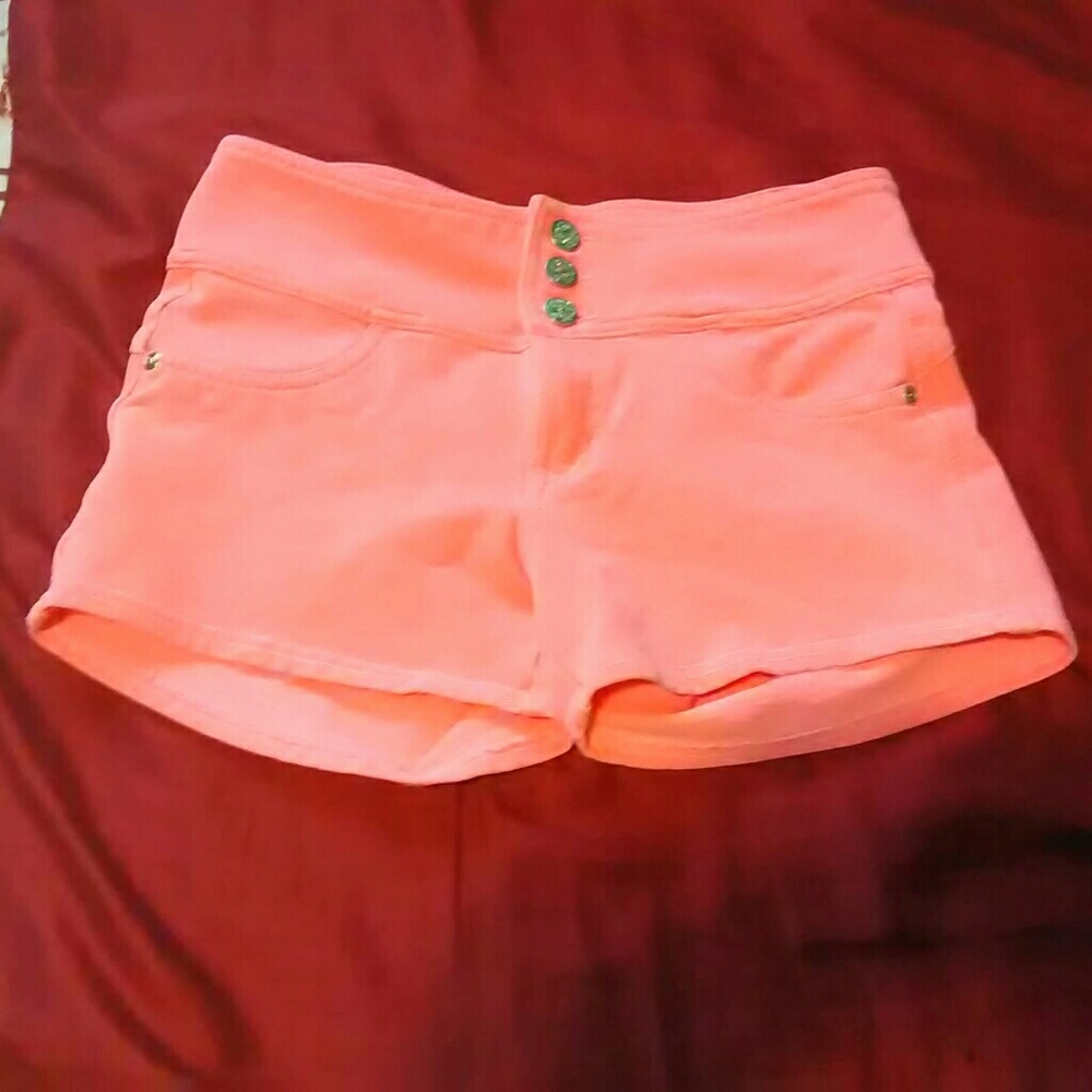 Women shorts